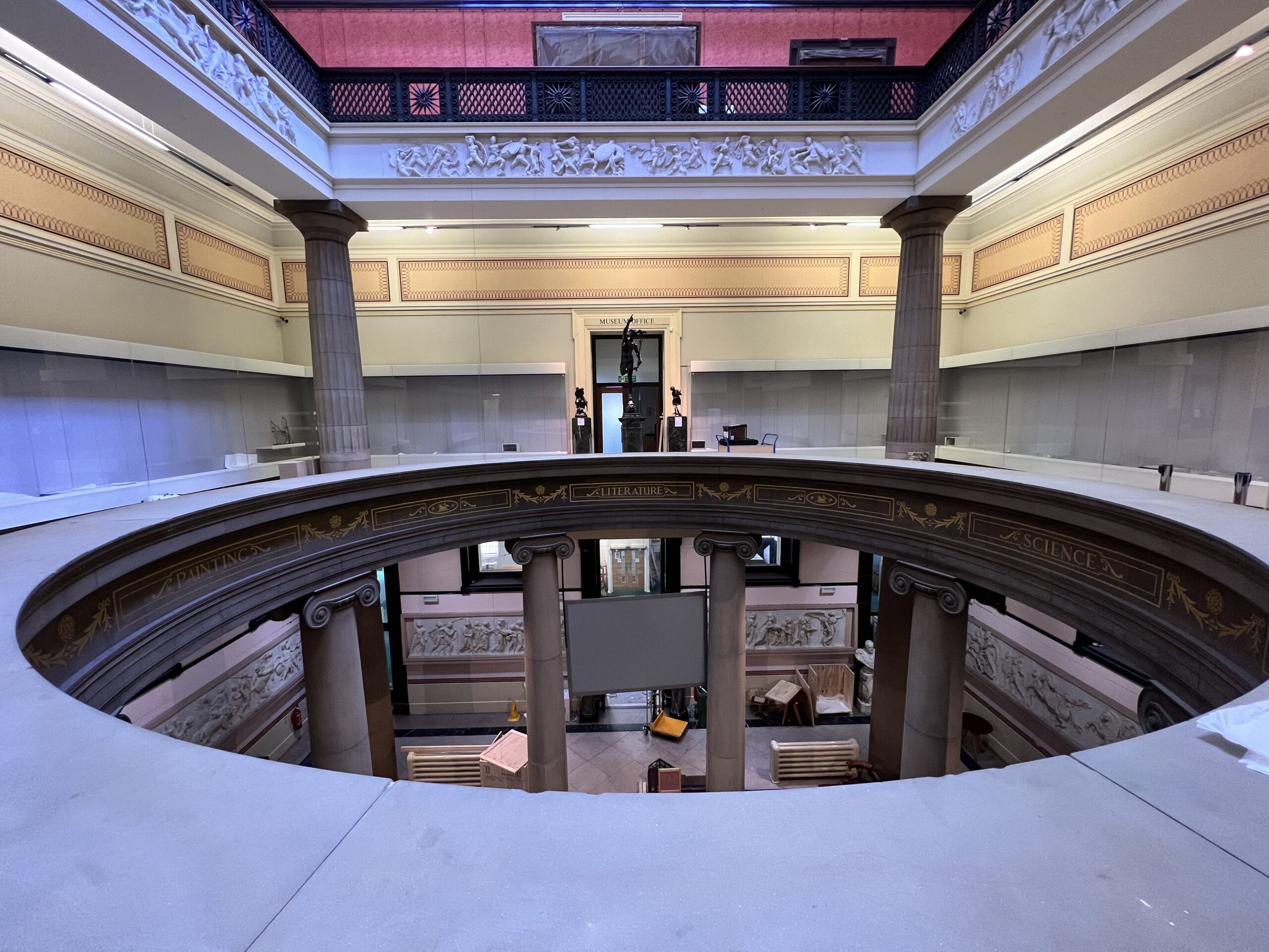 Image of the empty Harris building, first floor.