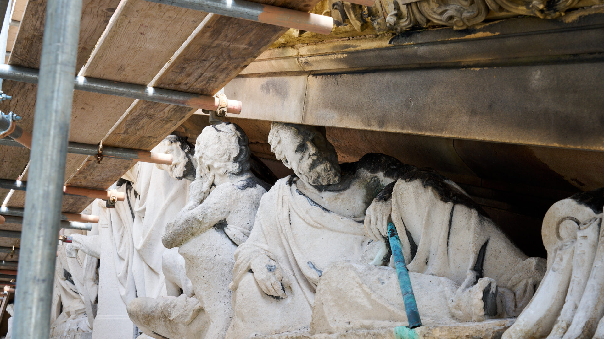 An image of the pediment with scaffolding.