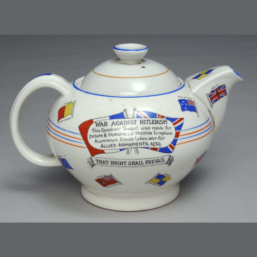 Image of a white teapot