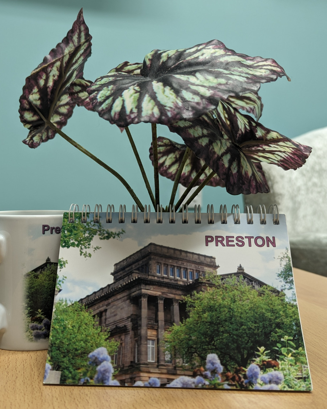 A notepad featuring an illustration of the Harris